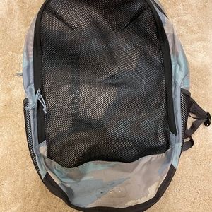 Patagonia backpack with laptop pocket waterproof 30L